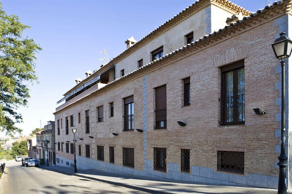 Hotel Medina De Toledo Bagian luar foto